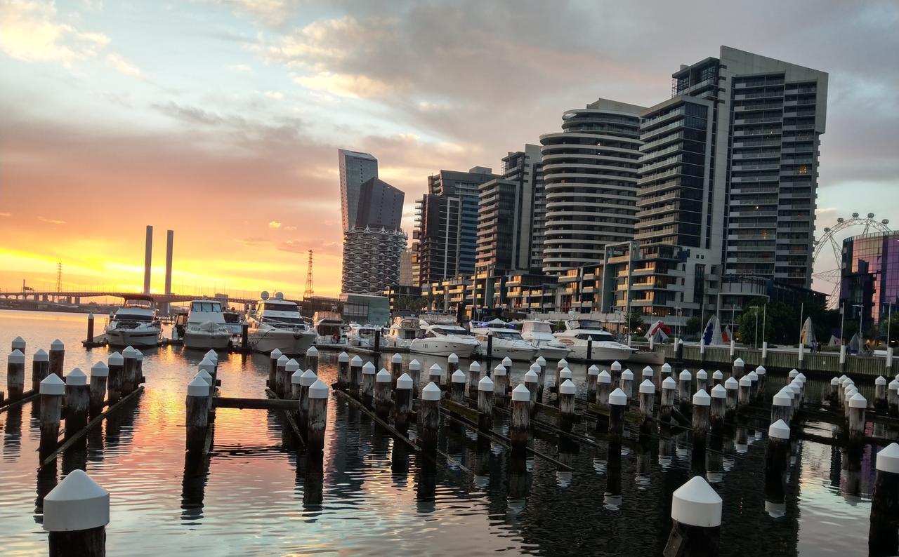 Harbour Escape Apartments Docklands ملبورن المظهر الخارجي الصورة