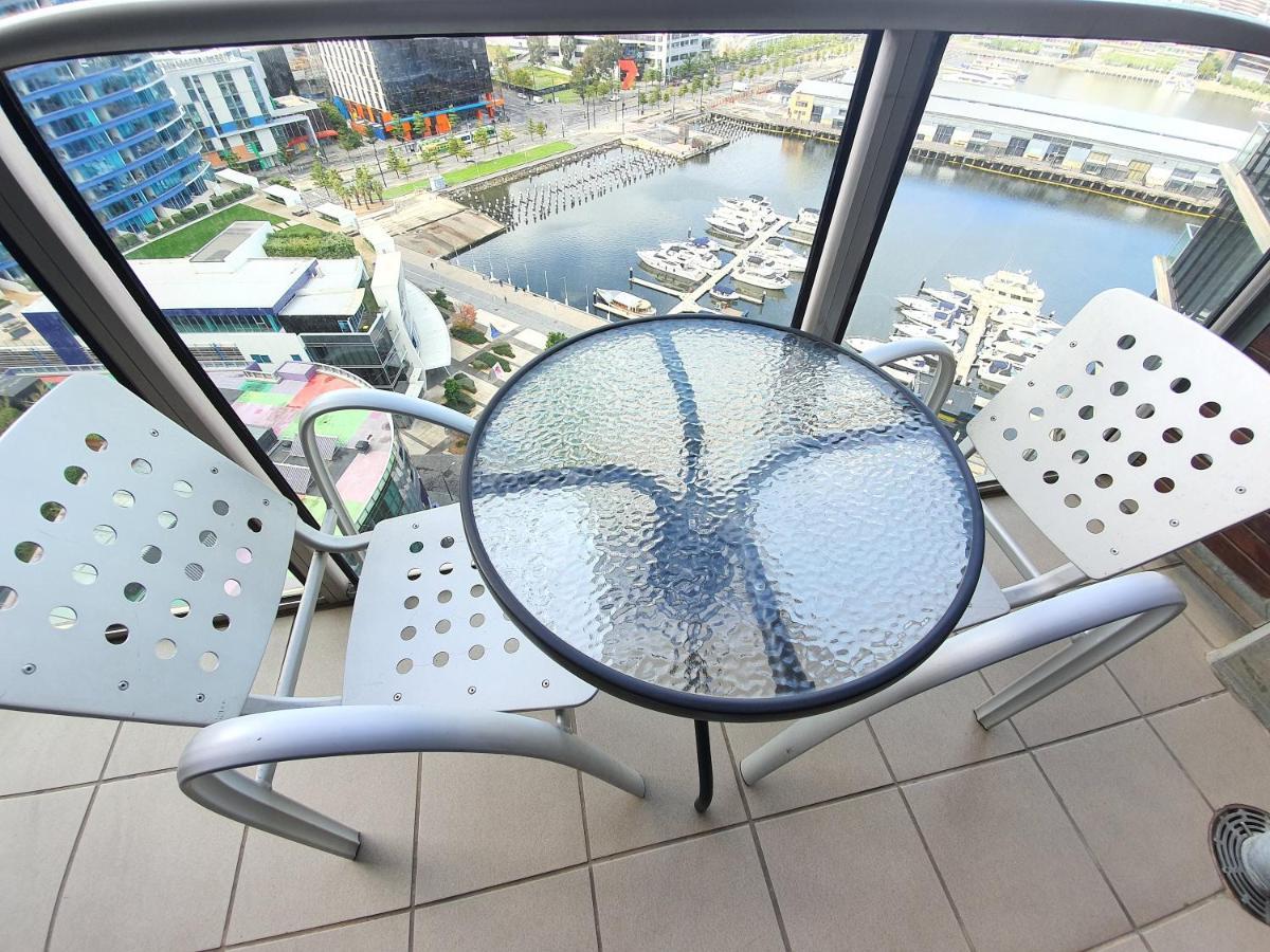 Harbour Escape Apartments Docklands ملبورن المظهر الخارجي الصورة